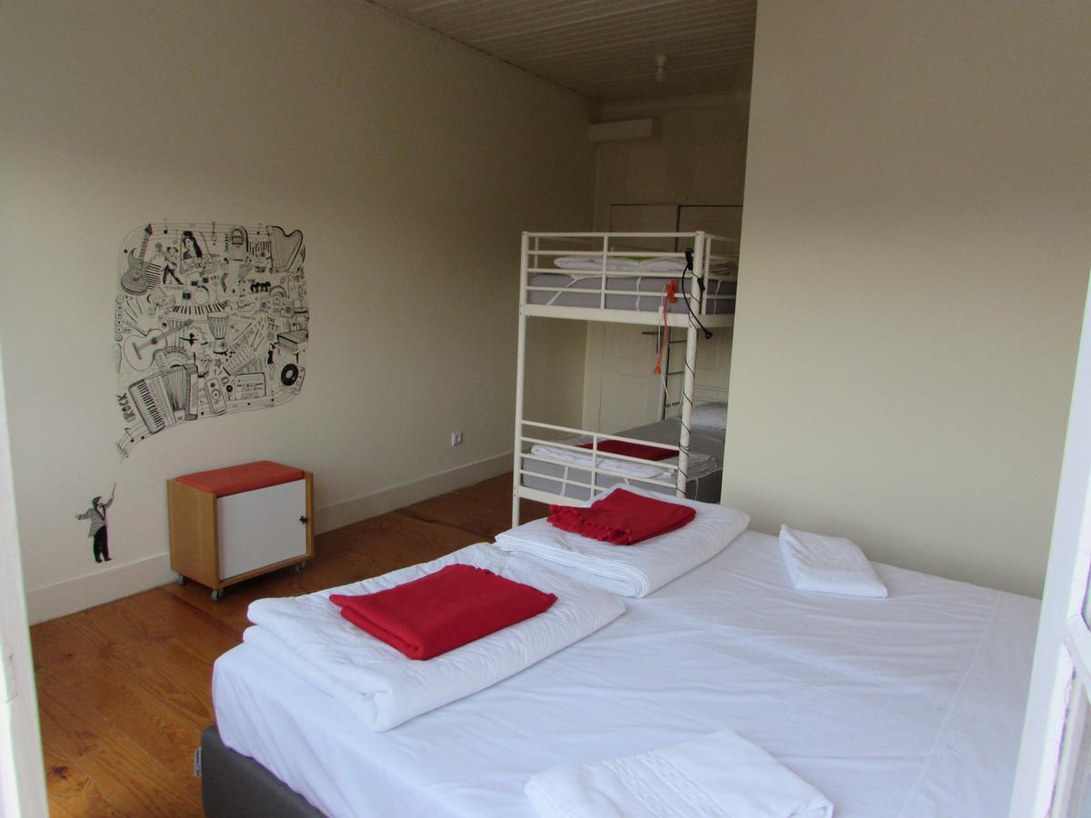 Santiago 31 Hostel Guimarães Esterno foto